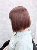 内巻きぱつっとボブ×ピンクベージュ