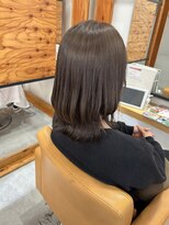 アドラーブル 松崎店(adorable) くびれが可愛い【ミディアムレイヤー】【オリーブグレージュ】