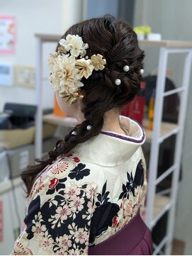 ヒデ美容室 編み込みヘアアレンジ～袴