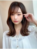後れ毛が可愛い顔周りレイヤー/ナチュラルアッシュ/顔周り