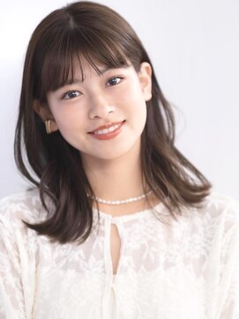 ガーデンヨコハマエスト(GARDEN YOKOHAMA est) 前髪 こなれミディ イメチェン ミディアム 外ハネ ベージュ