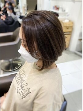 レアリバイケンジ(leali by KENJE) 前下がりボブ