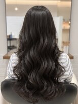 アピッシュ アオヤマ(apish AOYAMA) コテ巻きパーマワンホンパーマロングパーマ海外風パーマ