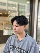 アレーズバイベニボンズ(Alaise by Beni,Bond's)&nbsp;無造作センターパートパーマ