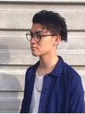 サイド刈り上げ&黒髪メンズスタイル