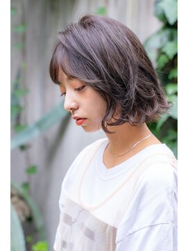 ロジッタ(ROJITHA) 【ROJITHA】外ハネボブ×ナチュラルグレージュ