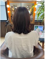 ビハインドザカーテン(BEHIND THE CURTAIN)&nbsp;大人ミディ×ナチュラルくびれヘア