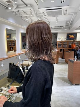 エヌ トーキョー(enu TOKYO) 白髪を活かしてスモーキーブラウンに　脱白髪染め　学芸大学