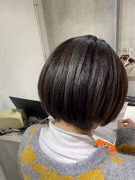 トリニティ(trinity) ショート髪質改善・ヘアカラーグレージュ・豊見城