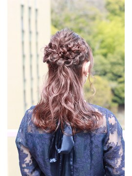 ビアージュ(Viage) #ヘアアレンジ #ハーフアップ #編み込み #ヘアセット #三つ編み