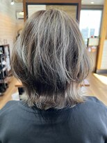 レック(REK) くびれレイヤーボブ　ハイライトグレージュ
