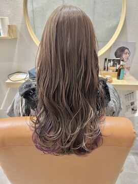 ククナ(kukuna) ロング×インナーカラー