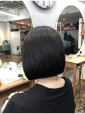 ぱつっとボブ