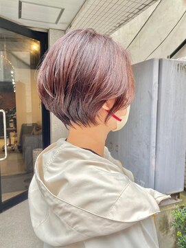 シシ 大宮(She 2.) 大人ショートボブ/ホワイトグレージュ/ブリーチ/ダブルカラー