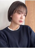 顔周りレイヤーカットグレージュカラーくびれボブベージュカラー
