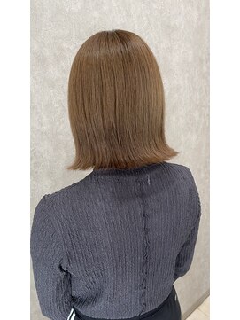 スーリール シュシュ(sourire chouchou) 切りっぱなしボブ!