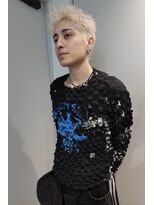 ソーレ(sole) ハイトーンスパイキーショート刈り上げショートメンズカット