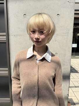 アクアオモテサンドウ(ACQUA omotesando) ◎ホワイトベージュ/ブリーチ1回/ミルクティーベージュ表参道