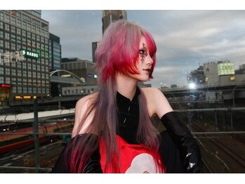 キバ(kva)の写真/色で、個性を尖らせる。［新宿/新宿駅/新宿西口/新宿南口/ウルフカット/デザインカラー］