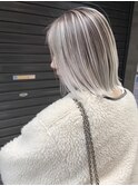 ホワイトベージュバレイヤージュ