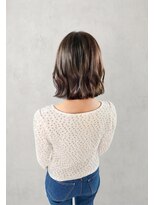 フランチェスカドットボブ(francesca.bob)&nbsp;オリーブグレージュ×外ハネボブ【渡辺俊弥】梅田