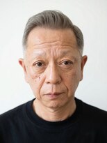エクラート メン 仙台(ECLART men.)&nbsp;グレイヘア映えるウェーブショート｜余裕を感じる大人のフェード
