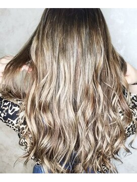 カトル(KATR) 韓国系ベージュカラー♪