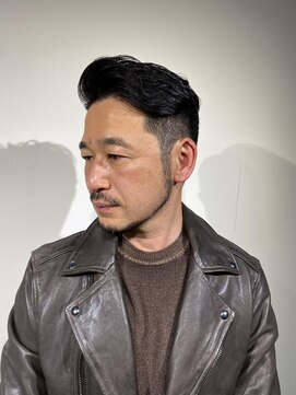ドルクス 日本橋(Dorcus) 40代50代　男性　髪型刈り上げ73分けバーバースタイル