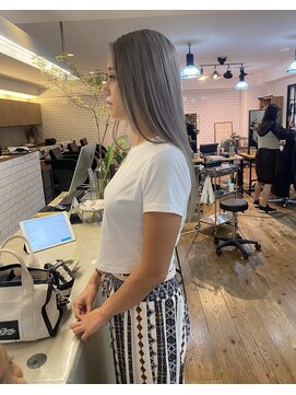 コミレ(COMILE) ホワイトミルクティー　ブリーチ2回～