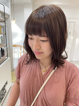 シュプール(SPUR) 赤み消しツヤカラーアッシュ くびれミディオン眉ぱっつん