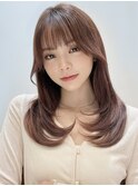 20代30代40代レイヤーカットミディアムヘアプラチナグレージュ