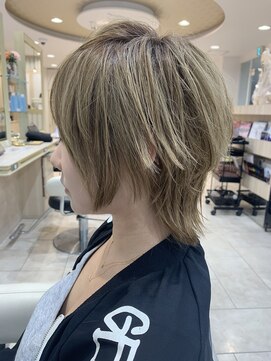 アッシュ 仙川店(Ash) メンズライクショートウルフ/前髪ありショートウルフ 束感セット