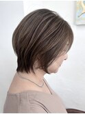 白髪ぼかし×ナチュラルショートウルフ