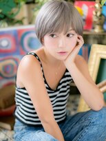 カバーヘア ブリス 戸田公園西口店(COVER HAIR bliss) 斜めバングハイトーンカラー丸みマッシュh3戸田公園10代20代30代