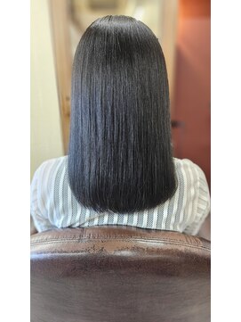 アリーム(Areem) ツヤ髪トリートメント