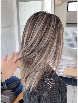 ストゥー(StueW.) コントラストハイライトカラー13/髪質改善/バレイヤージュ/韓国