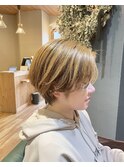 大人の色気・ハンサムクールショートボブ