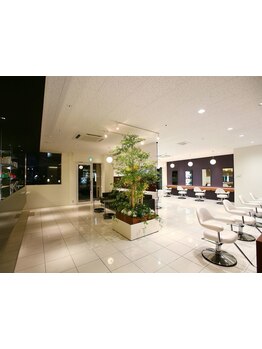 髪質の変化を感じてきた方もお気軽にご相談ください*女性スタッフ多数在籍で相談しやすい雰囲気が嬉しい◎