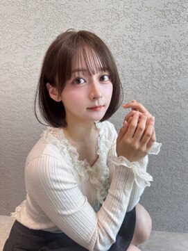 ロンドアリシア 金山(Lond Alexia) 艶髪内巻きボブ