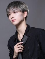 リップス 吉祥寺店 (LIPPS)&nbsp;パールシルバーで魅せるナチュラル韓流ショート