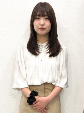 セルカ 新宿(CERCA) グレージュミディアムレイヤー［CERCA新宿/新宿西口］