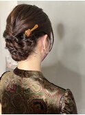 上品編み込みアップで魅せる大人の華やかヘア♪