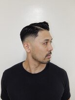メリケンバーバーショップ トーキョー(MERICAN BARBERSHOP TYO)&nbsp;メンズカッットアップバングサイドハードパートスキンフェード