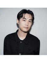 ウェルネス(Wellness)&nbsp;センターパートニュアンスパーマツーブロック