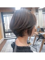 エルダーズバイユーレルム(L:der's by u-realm)&nbsp;ありそうでなかったショートとボブの間のひし形ボブ