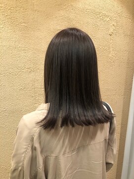 グランデュール 藤枝店(GRANDEUR) 外はねロングボブ