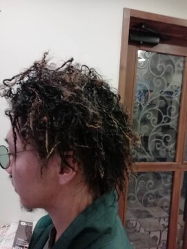 ヘアーメイク ララ(HAIR MAKE LALA) 針金パーマ