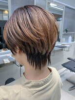 テトヘアー(teto hair) ウルフ、ショートウルフ、グラデーションカラー