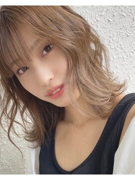 ヘアーメイクオズ(hair make O/S) 《kaito》艶感たっぷり♪ラテベージュ_フリンジウェーブ