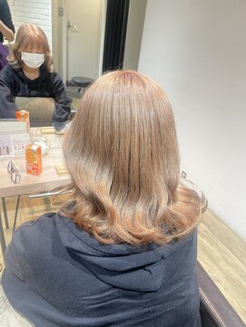 エヌプラス(N+) ミルクティーベージュ　ハイトーン